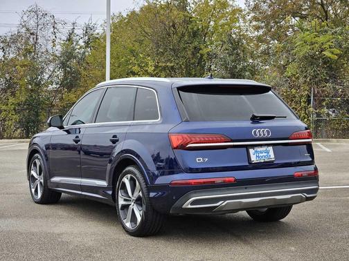 2021 Audi Q7 55 Premium Plus