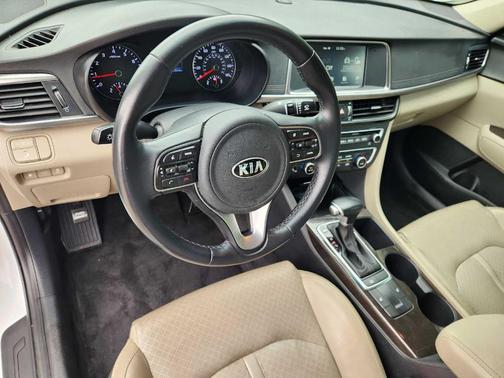 Snow White Pearl 2018 Kia Optima EX