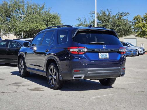 2025 Honda Pilot Sport