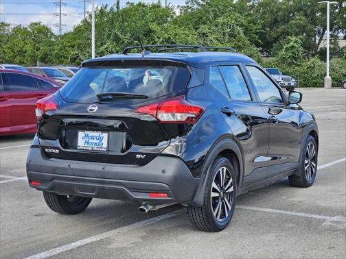 2020 Nissan Kicks SV