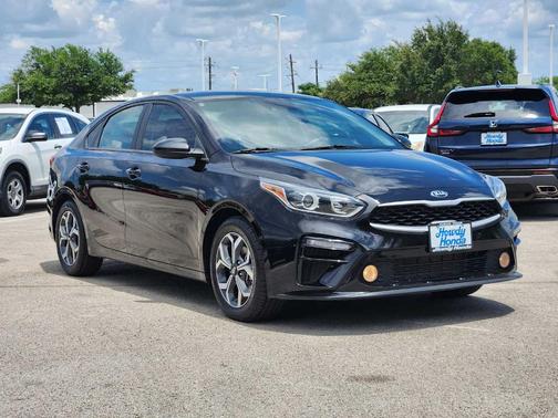 Aurora Black 2021 Kia Forte LXS