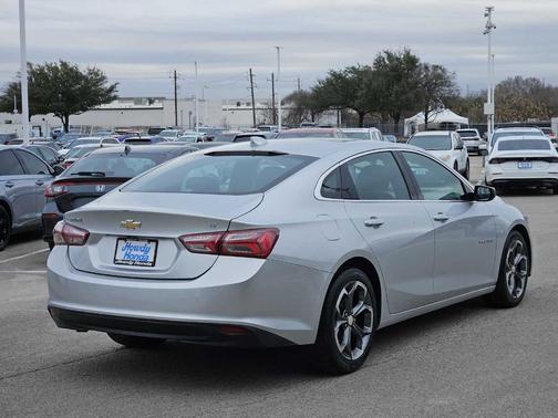 2021 Chevrolet Malibu LT