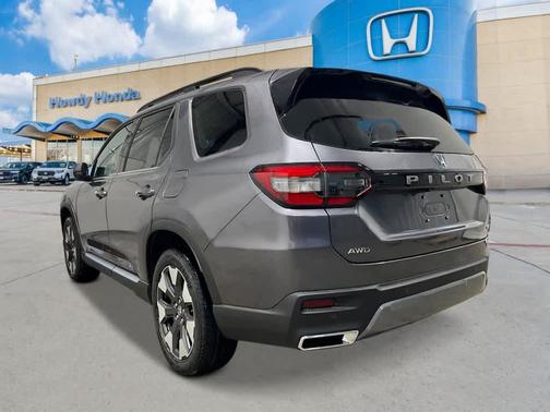 Modern Steel Metallic 2026 Honda Pilot Elite