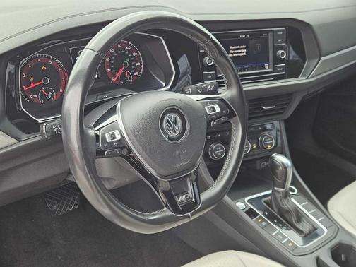 2019 Volkswagen Jetta 1.4T R-Line