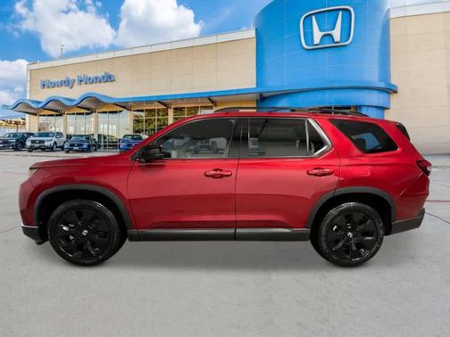 Radiant Red Metallic II 2026 Honda Pilot Black Edition