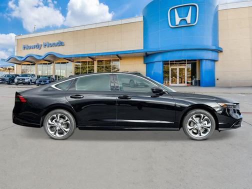 Crystal Black Pearl 2026 Honda Accord Hybrid EX-L