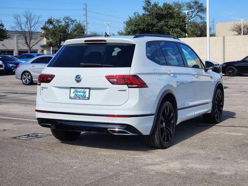 2021 Volkswagen Tiguan 2.0T SE R-Line Black