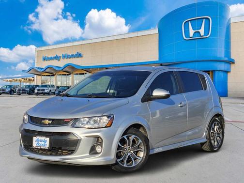 2017 Chevrolet Sonic LT