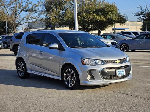 2017 Chevrolet Sonic LT