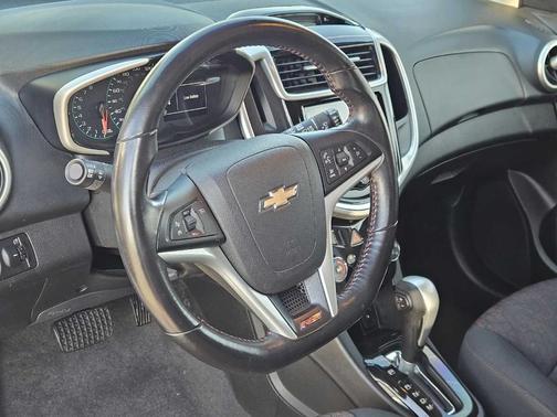 2017 Chevrolet Sonic LT