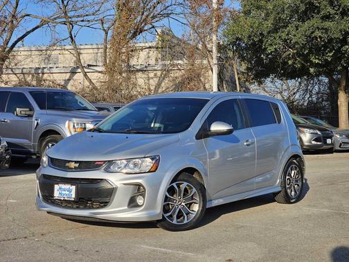 2017 Chevrolet Sonic LT