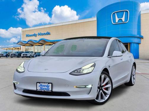 White 2019 Tesla Model 3 Long Range
