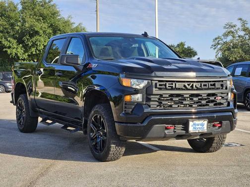 2023 Chevrolet Silverado 1500 Custom Trail Boss