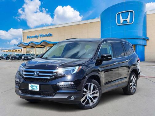 Black 2017 Honda Pilot Touring