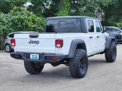 Bright White Clearcoat 2020 Jeep Gladiator Sport