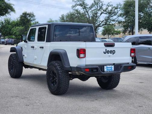 Bright White Clearcoat 2020 Jeep Gladiator Sport