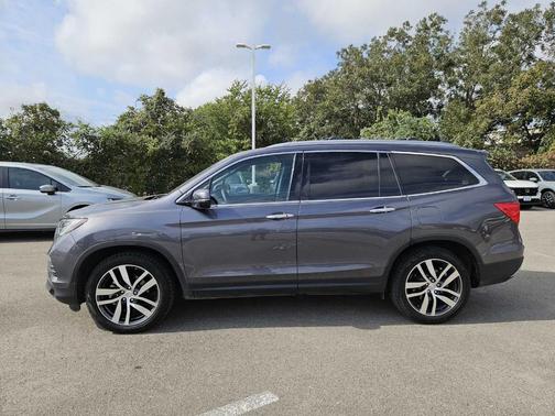 2017 Honda Pilot Touring