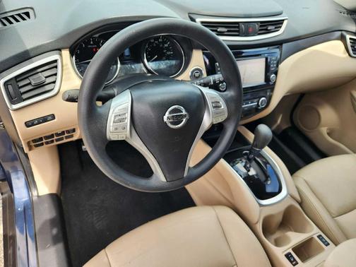 Arctic Blue Metallic 2016 Nissan Rogue SV