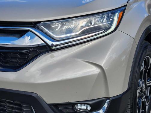Sandstorm Metallic 2019 Honda CR-V Touring