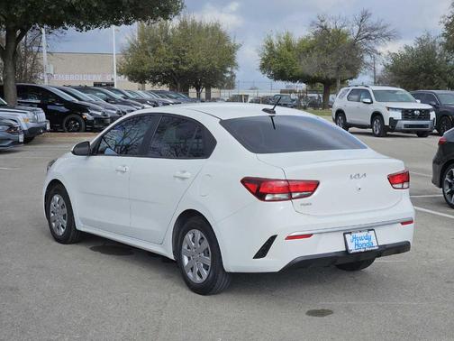 2022 Kia Rio LX
