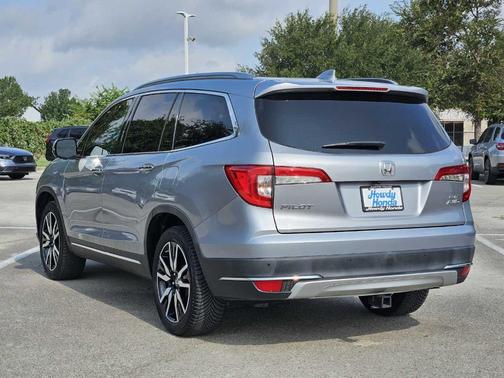 Silver 2019 Honda Pilot Elite