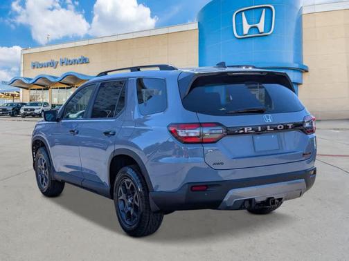 2026 Honda Pilot TrailSport