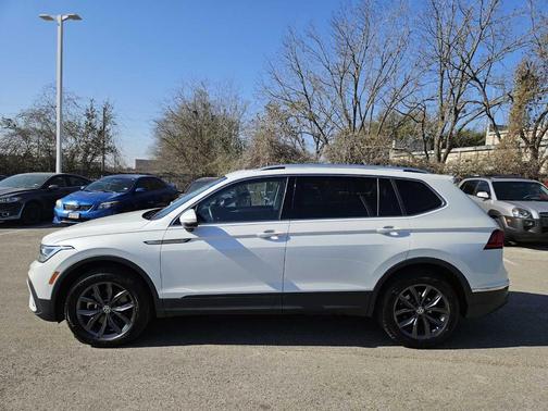 2023 Volkswagen Tiguan 2.0T SE