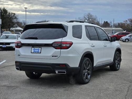 2025 Honda Pilot Sport