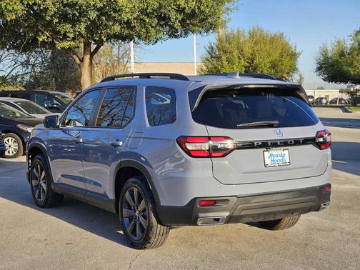 2025 Honda Pilot Sport