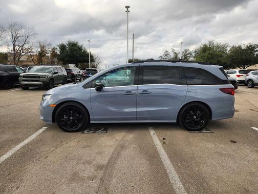 2024 Honda Odyssey Sport