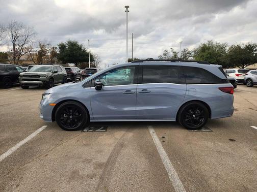 2024 Honda Odyssey Sport