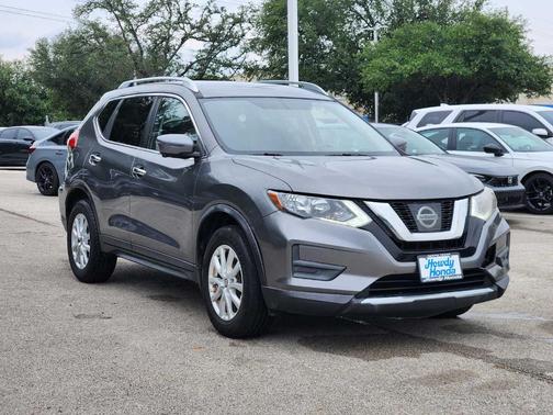 Gun Metallic 2017 Nissan Rogue SV