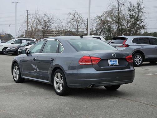 2013 Volkswagen Passat 2.5 SE