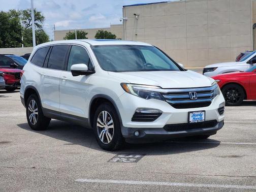 White 2016 Honda Pilot EX-L