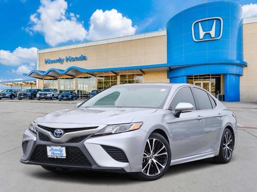 2019 Toyota Camry Hybrid SE