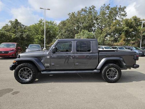 2021 Jeep Gladiator Overland