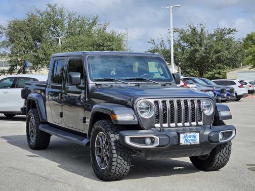 2021 Jeep Gladiator Overland