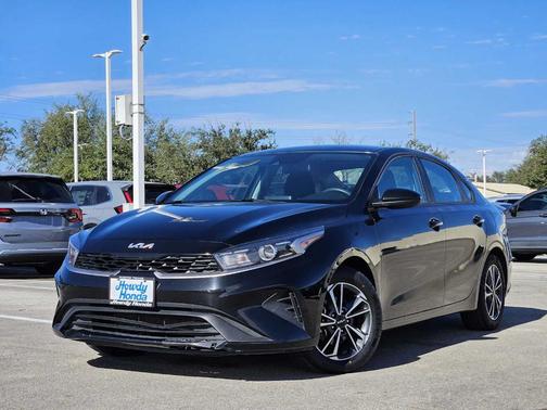 2023 Kia Forte LXS