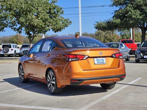 2021 Nissan Versa 1.6 SR