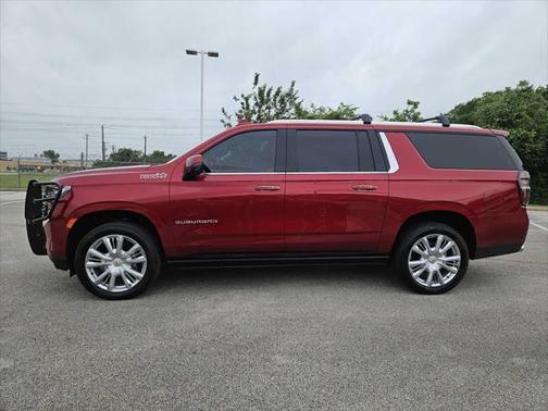 2021 Chevrolet Suburban High Country