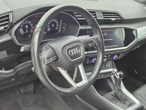 2020 Audi Q3 45 Premium