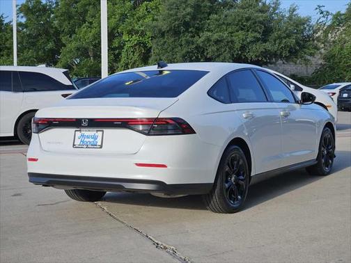 2025 Honda Accord SE