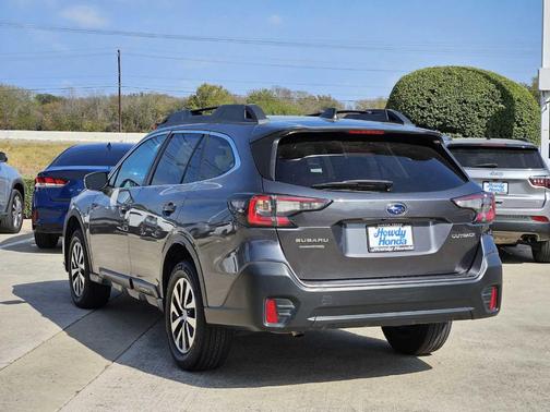 2022 Subaru Outback Premium