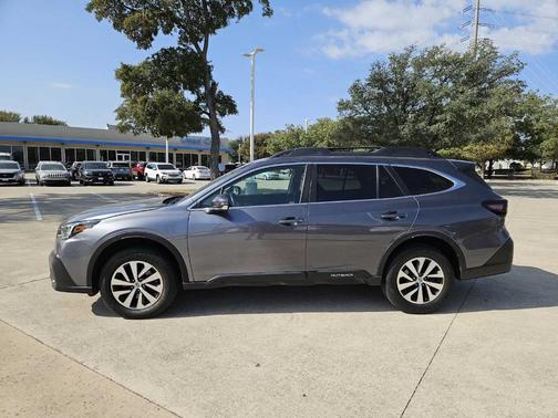 2022 Subaru Outback Premium