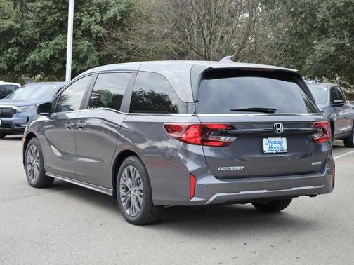 Modern Steel Metallic 2026 Honda Odyssey Touring