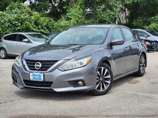 Gun Metallic 2016 Nissan Altima 2.5 SV