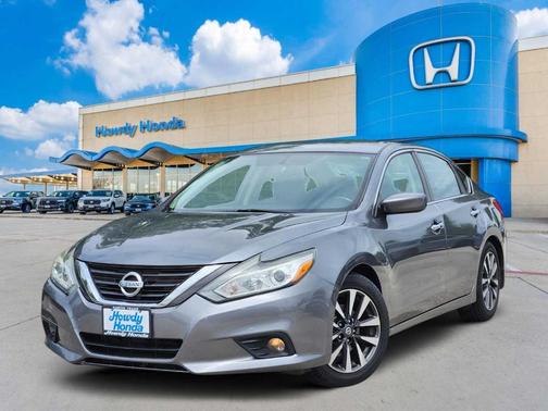 Gun Metallic 2016 Nissan Altima 2.5 SV