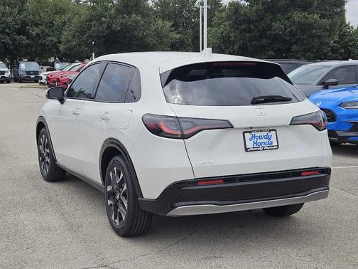 Platinum White Pearl 2026 Honda HR-V EX-L