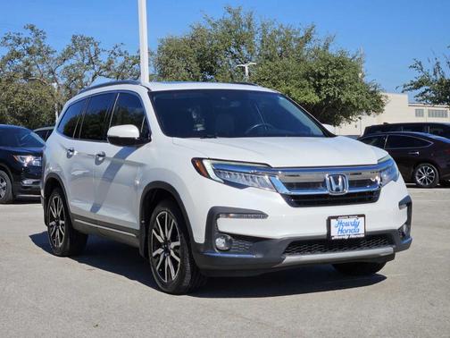 2020 Honda Pilot Touring 8-Passenger
