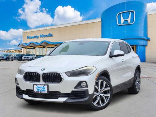 Mineral White Metallic 2018 BMW X2 sDrive28i